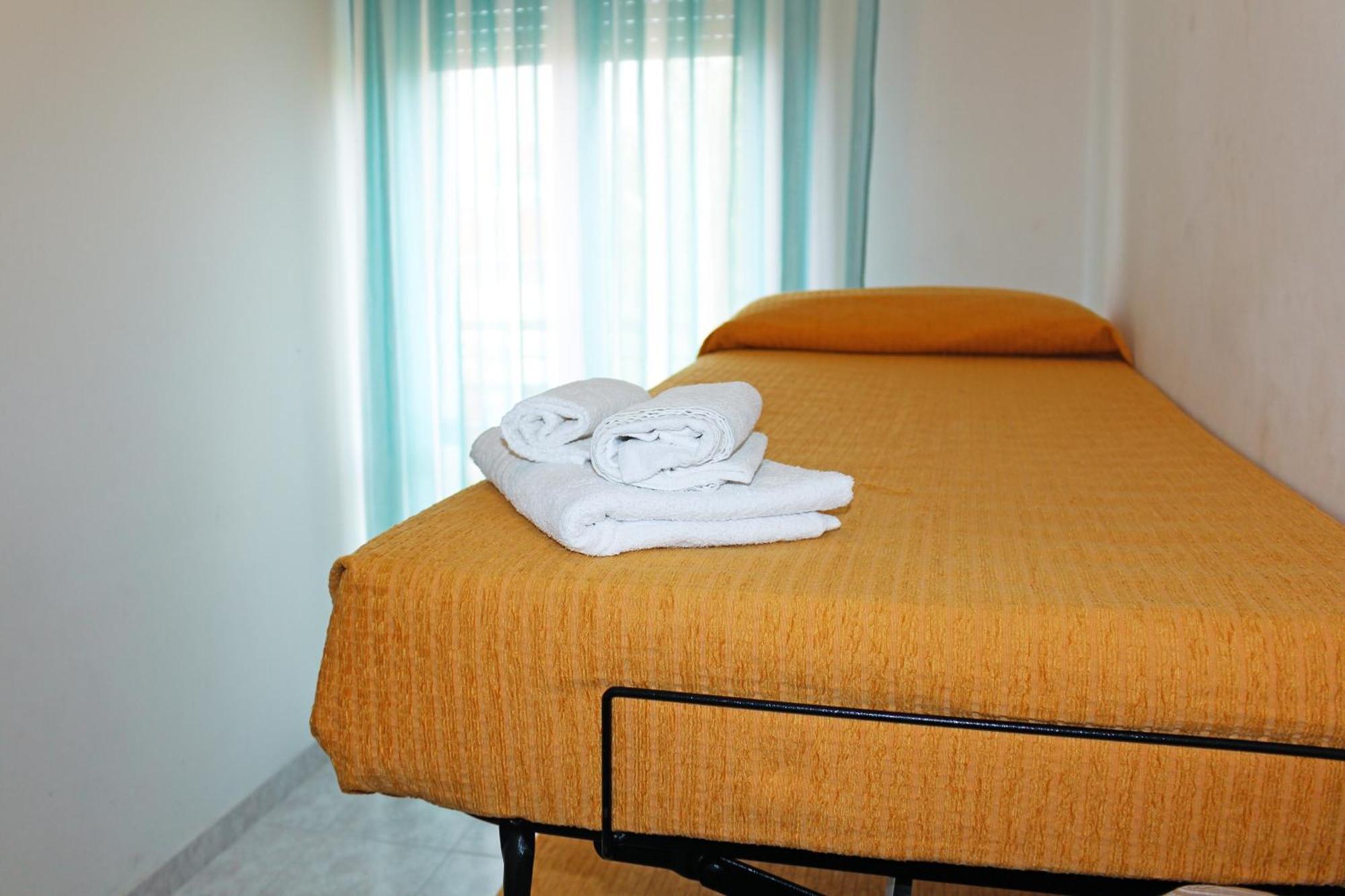 Hotel Buda ベラーリア・イジェア・マリーナ 部屋 写真